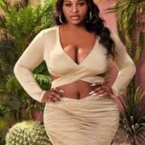 CHAMPAGNE PARTY DRESS BACK IN STOCK - Picture 1 of 10